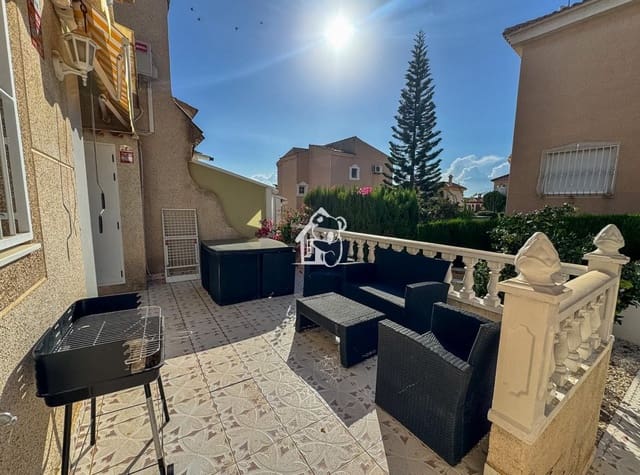 3 soverom Hus til leie i Villamartin, Orihuela med svømmebasseng garasje - € 1 250 (Ref: 10063528)