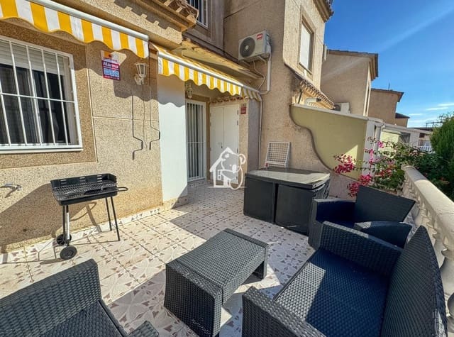 3 soverom Hus til leie i Villamartin, Orihuela med svømmebasseng garasje - € 1 250 (Ref: 10063528)