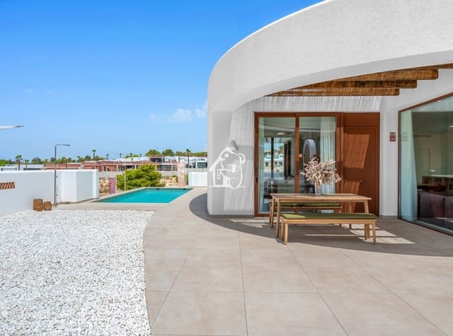 3 soveværelse Villa til salg i Algorfa med swimmingpool garage - € 650.000 (Ref: 10066953)