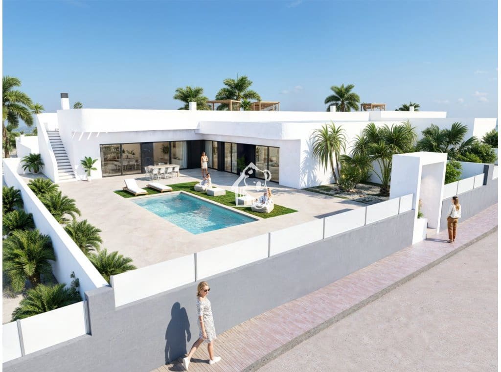 3 slaapkamer Villa te koop in Ciudad Quesada met zwembad - € 550.000 (Ref: 10066955)