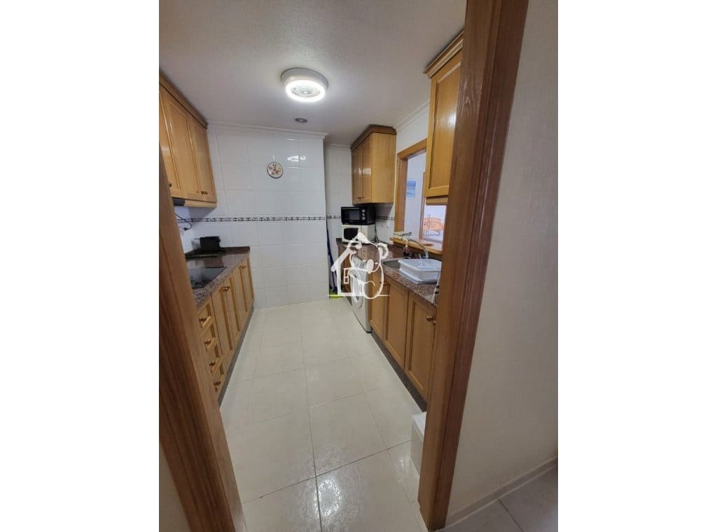 3 soveværelse Lejlighed til leje i Torrevieja - € 1.150 (Ref: 10074750)