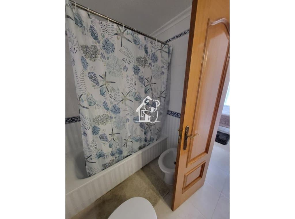 3 soveværelse Lejlighed til leje i Torrevieja - € 1.150 (Ref: 10074750)