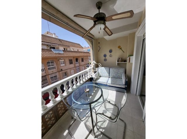3 slaapkamer Flat te huur in Antonio Machado, Torrevieja - € 1.150 (Ref: 10074750)