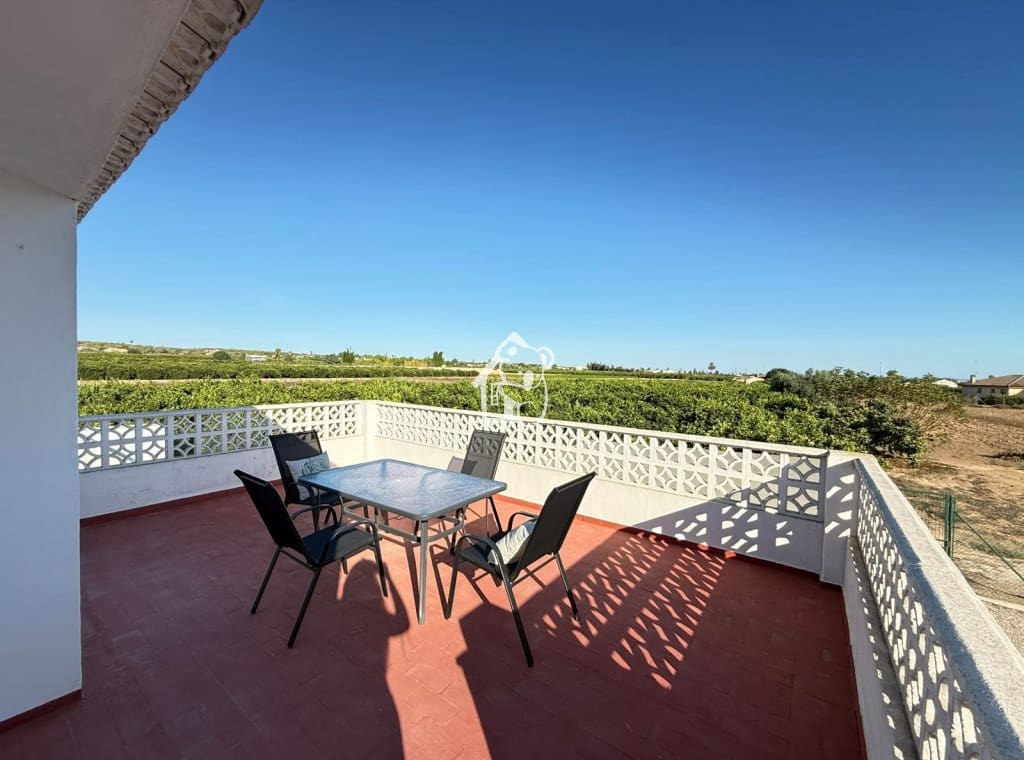 2 slaapkamer Appartement te huur in Guardamar del Segura - € 750 (Ref: 10074751)