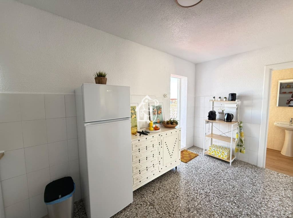 2 slaapkamer Appartement te huur in Guardamar del Segura - € 750 (Ref: 10074751)