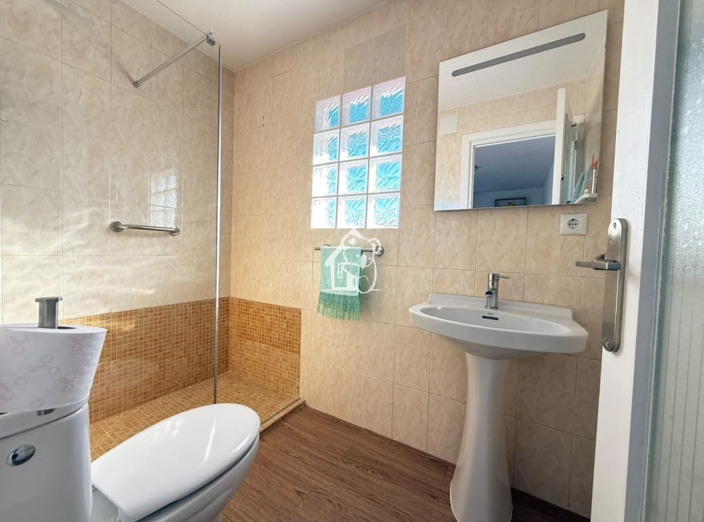 2 slaapkamer Appartement te huur in Guardamar del Segura - € 750 (Ref: 10074751)