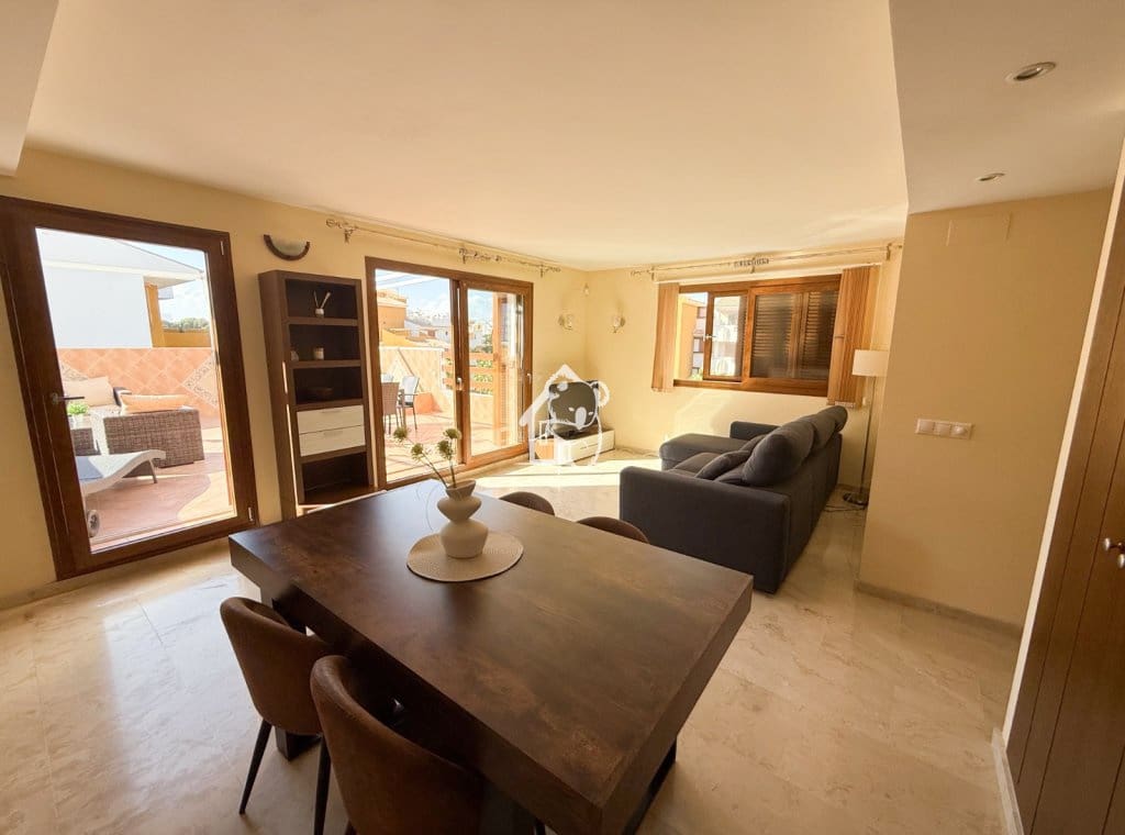 Appartement de 2 chambres à louer à Orihuela Costa avec piscine garage - 1 400 € (Ref: 10077338)