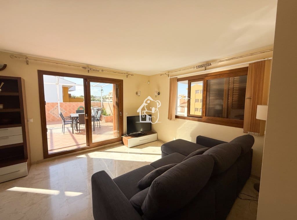 Appartement de 2 chambres à louer à Orihuela Costa avec piscine garage - 1 400 € (Ref: 10077338)