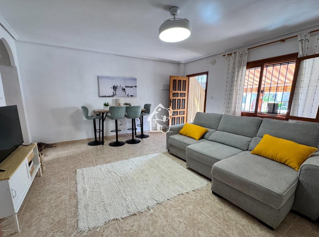 3 Zimmer Haus zu vermieten in Torre de la Horadada mit Garage - 1.200 € (Ref: 10088787)