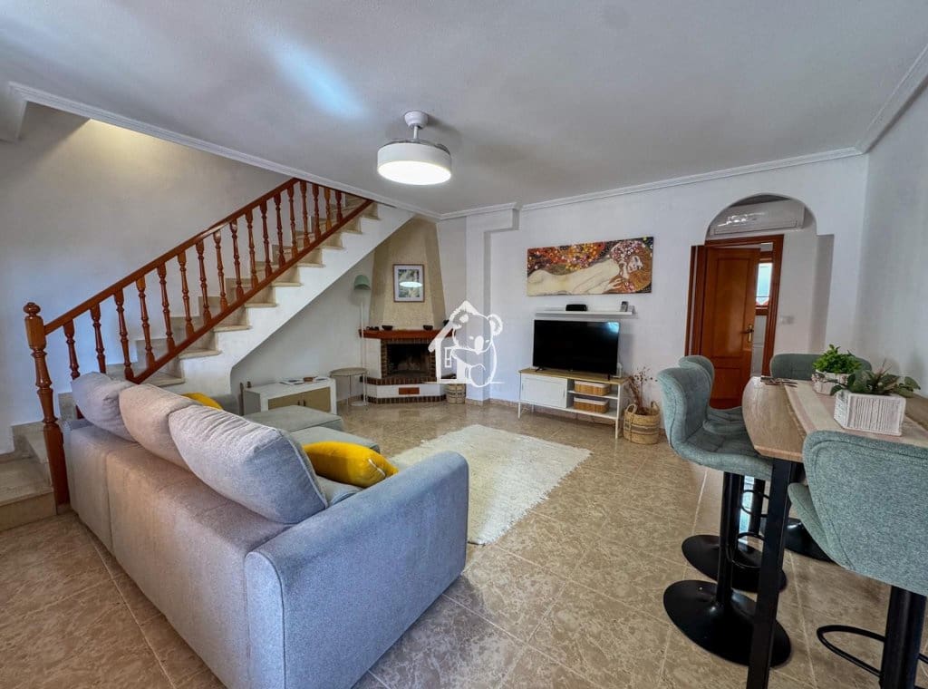 3 Zimmer Haus zu vermieten in Torre de la Horadada mit Garage - 1.200 € (Ref: 10088787)