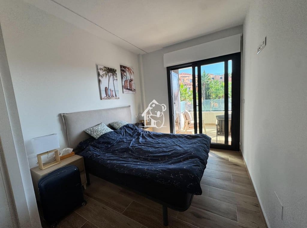 2 quarto Apartamento para arrendar em Villamartin com piscina garagem - 1 200 € (Ref: 10088788)