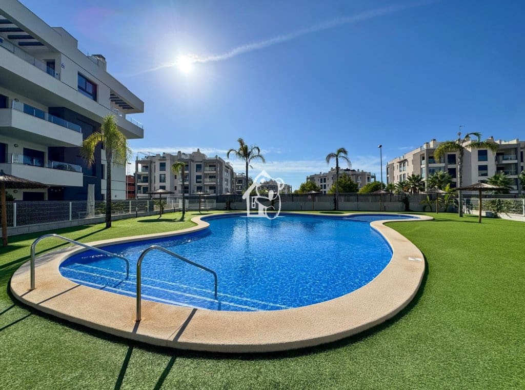 2 quarto Apartamento para arrendar em Villamartin com piscina garagem - 1 200 € (Ref: 10088788)