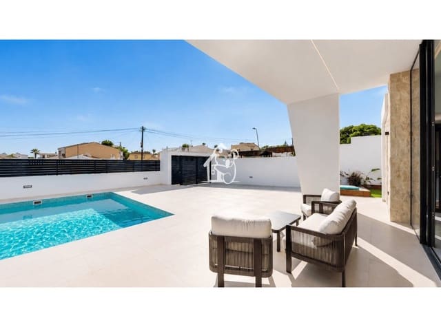 3 sovrum Hus till salu i Torrevieja med pool - 725 000 € (Ref: 10097392)