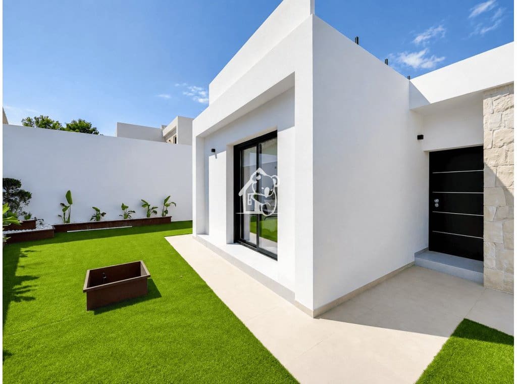 3 sovrum Hus till salu i Torrevieja med pool - 725 000 € (Ref: 10097392)