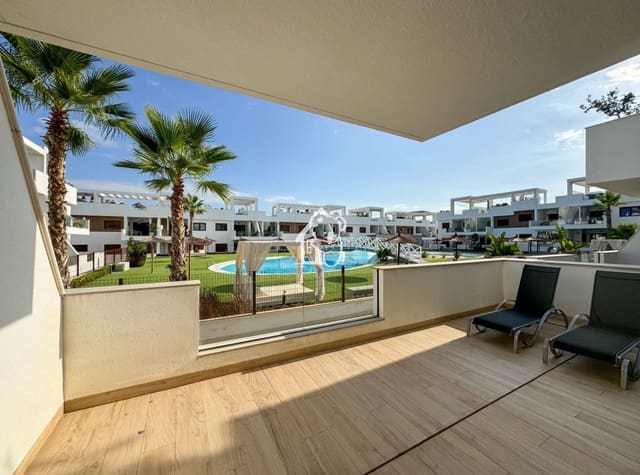 2 sypialnia Bungalow do wynajęcia w Los Balcones - Los Altos, Torrevieja - 1 450 € (Ref: 10097393)
