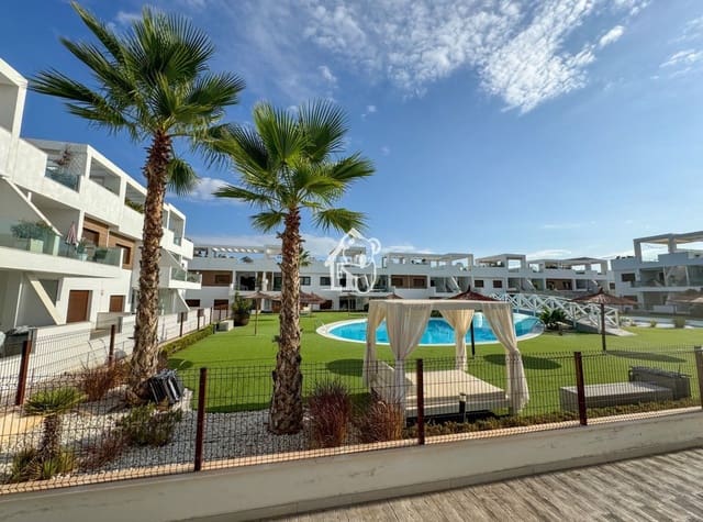 2 sypialnia Bungalow do wynajęcia w Los Balcones - Los Altos, Torrevieja - 1 450 € (Ref: 10097393)