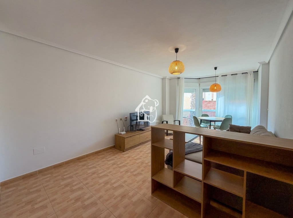 3 soverom Leilighet til leie i Torrevieja - € 1 000 (Ref: 10101299)