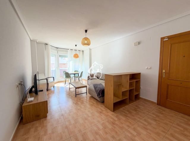 3 soverom Leilighet til leie i Centro - Muelle Pesquero, Torrevieja - € 1 000 (Ref: 10101299)