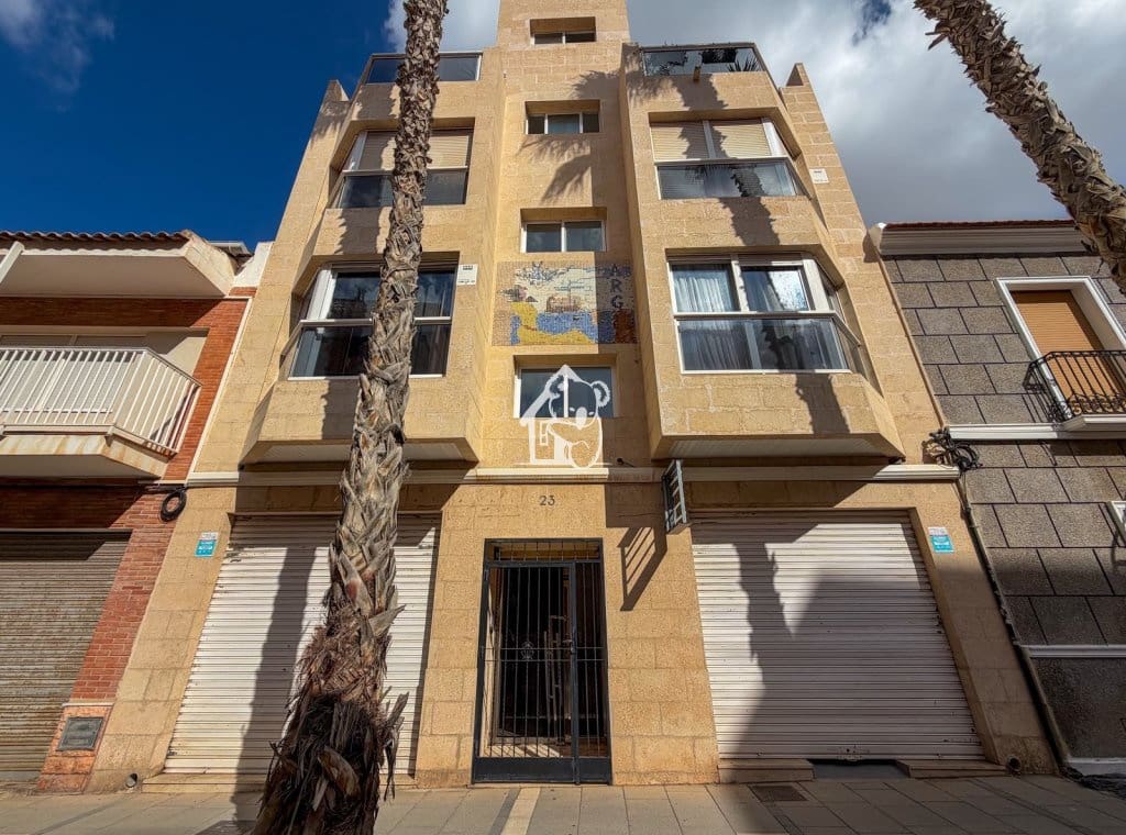 3 soverom Leilighet til leie i Torrevieja - € 1 000 (Ref: 10101299)