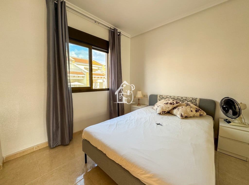 3 soveværelse Byhus til salg i San Miguel de Salinas med swimmingpool garage - € 239.000 (Ref: 10108831)