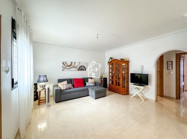 3 soveværelse Byhus til salg i San Miguel de Salinas med swimmingpool garage - € 239.000 (Ref: 10108831)