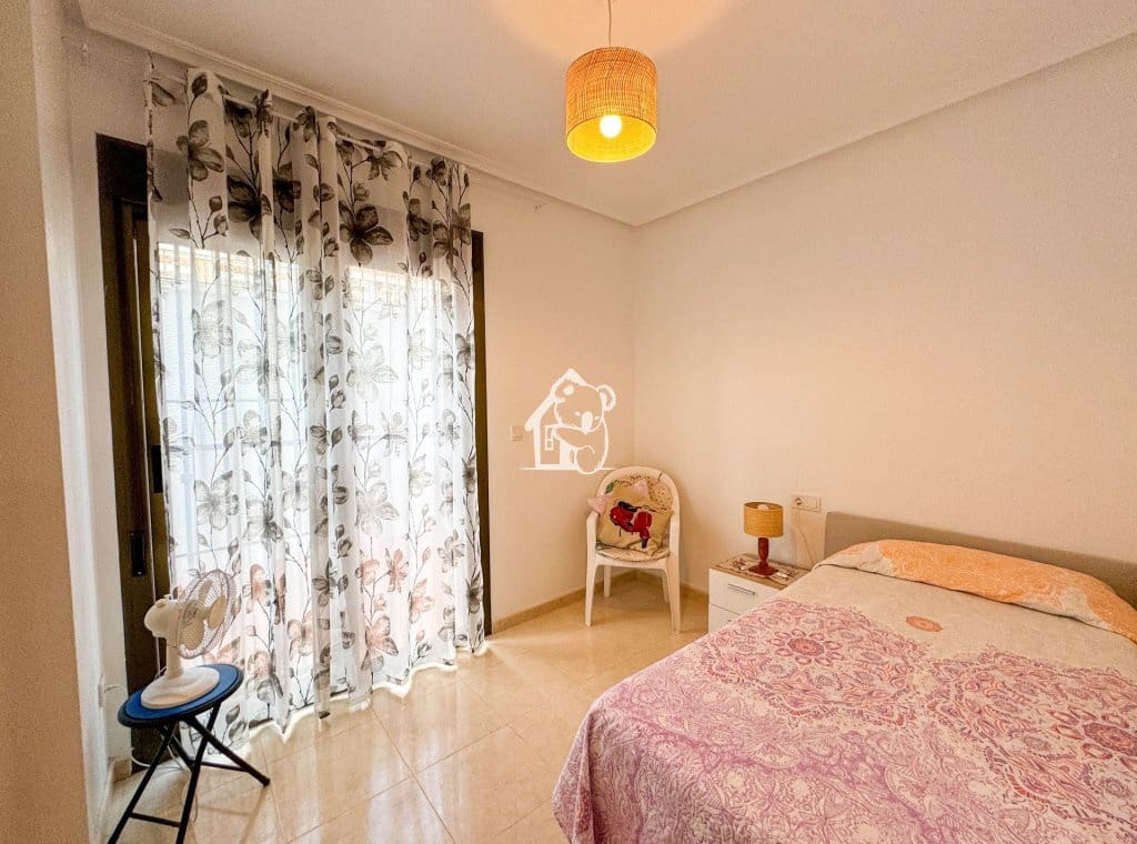 3 soveværelse Byhus til salg i San Miguel de Salinas med swimmingpool garage - € 239.000 (Ref: 10108831)