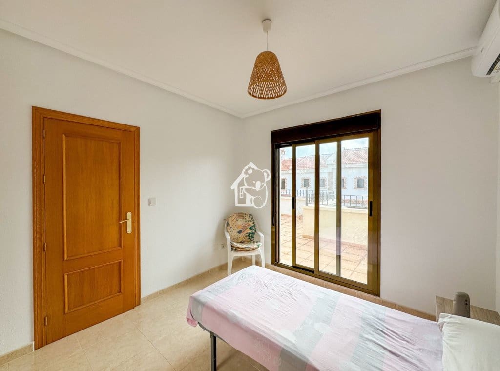 3 soveværelse Byhus til salg i San Miguel de Salinas med swimmingpool garage - € 239.000 (Ref: 10108831)