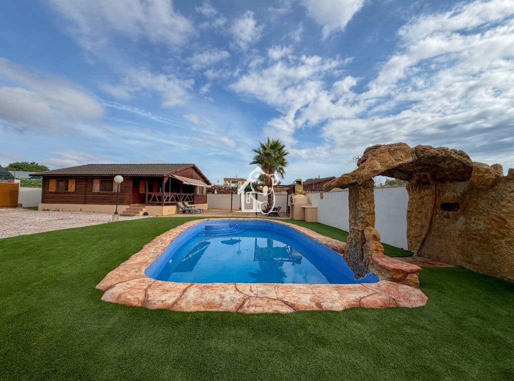 Villa/Maison de 3 chambres à louer à Orihuela Costa - 1 750 € (Ref: 10114455)
