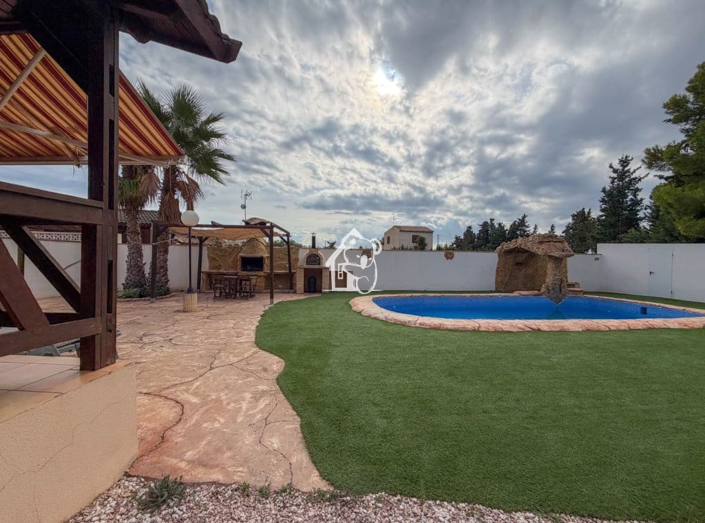 Villa/Maison de 3 chambres à louer à Orihuela Costa - 1 750 € (Ref: 10114455)