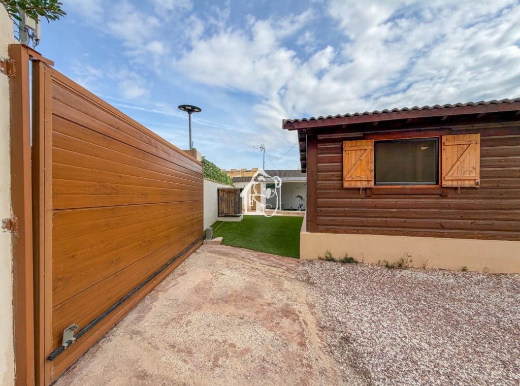 Villa/Maison de 3 chambres à louer à Orihuela Costa - 1 750 € (Ref: 10114455)