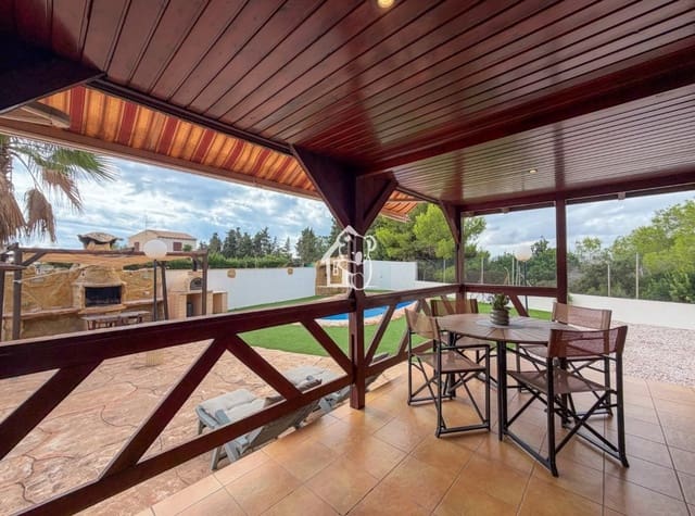 Villa/Maison de 3 chambres à louer à Lomas de Cabo Roig - Los Dolses, Orihuela - 1 750 € (Ref: 10114455)