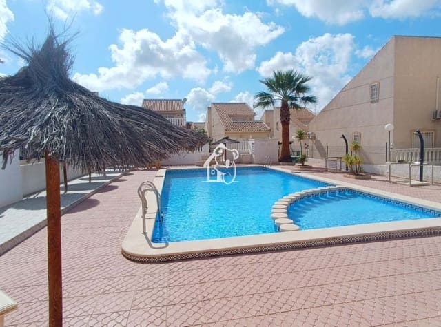 3 Zimmer Villa zu vermieten in Ciudad Quesada, Rojales mit Pool - 1.200 € (Ref: 10114456)