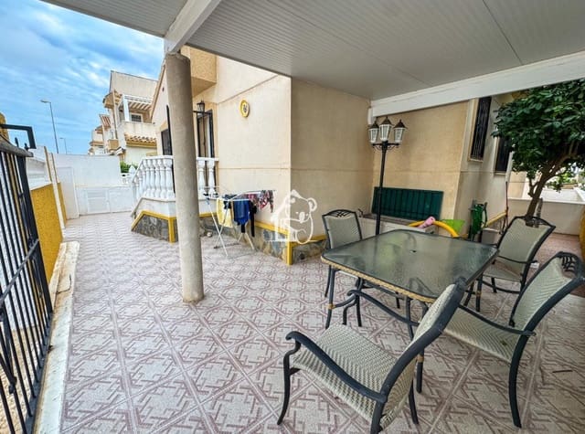 3 slaapkamer Villa te huur in Ciudad Quesada, Rojales met zwembad - € 1.200 (Ref: 10114456)