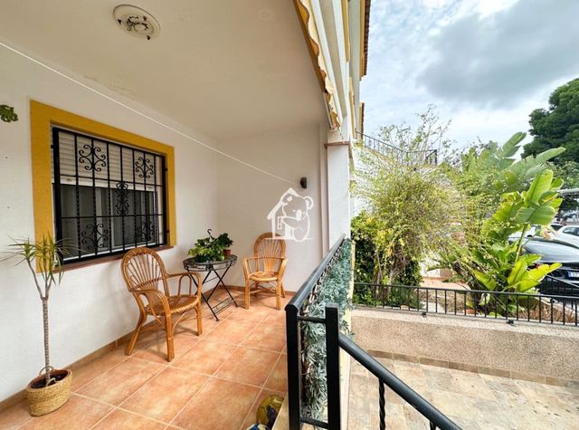 Bungalow de 2 habitaciones en La Campaneta, Orihuela en alquiler con piscina - 600 € (Ref: 10114458)