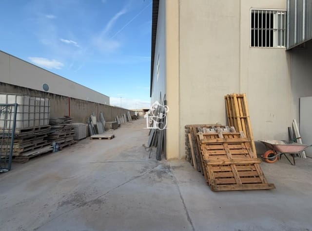 3 quarto Comercial para venda em Almoradí com garagem - 800 000 € (Ref: 10131018)