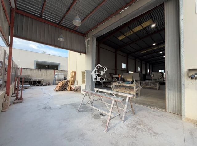 3 quarto Comercial para venda em Almoradí com garagem - 800 000 € (Ref: 10131018)