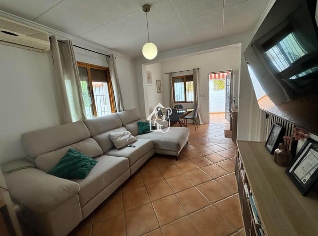 3 Zimmer Villa zu vermieten in La Marina, Elche / Elx mit Pool Garage - 1.500 € (Ref: 10138962)