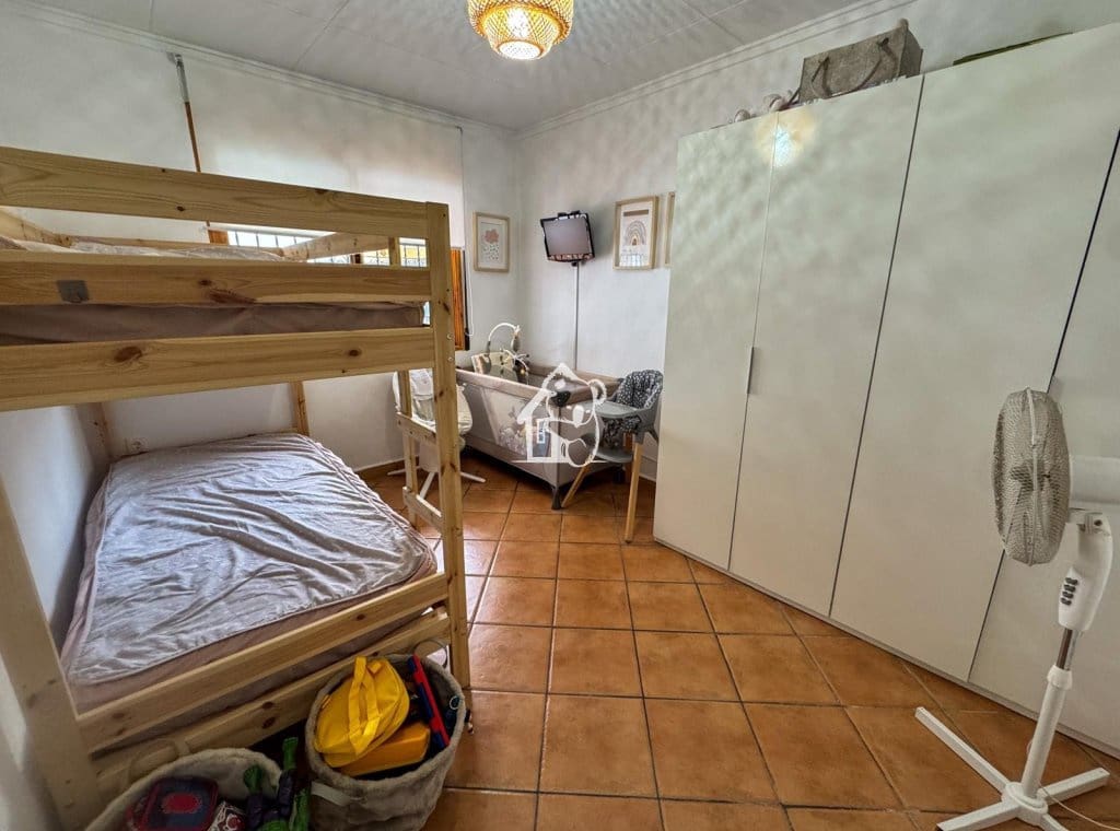 3 quarto Moradia para arrendar em La Marina com piscina garagem - 1 500 € (Ref: 10138962)