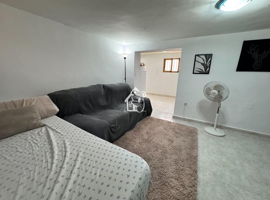 3 quarto Moradia para arrendar em La Marina com piscina garagem - 1 500 € (Ref: 10138962)