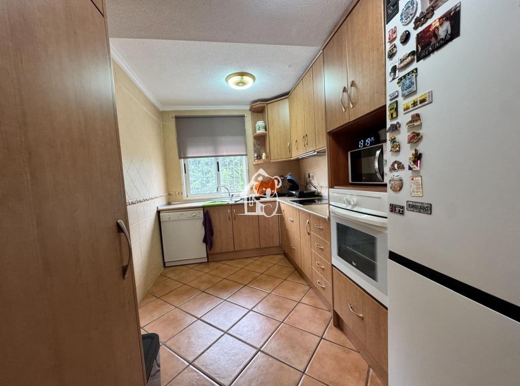 3 quarto Moradia para arrendar em La Marina com piscina garagem - 1 500 € (Ref: 10138962)