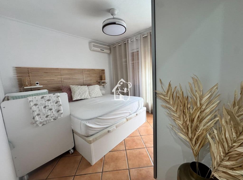 3 quarto Moradia para arrendar em La Marina com piscina garagem - 1 500 € (Ref: 10138962)