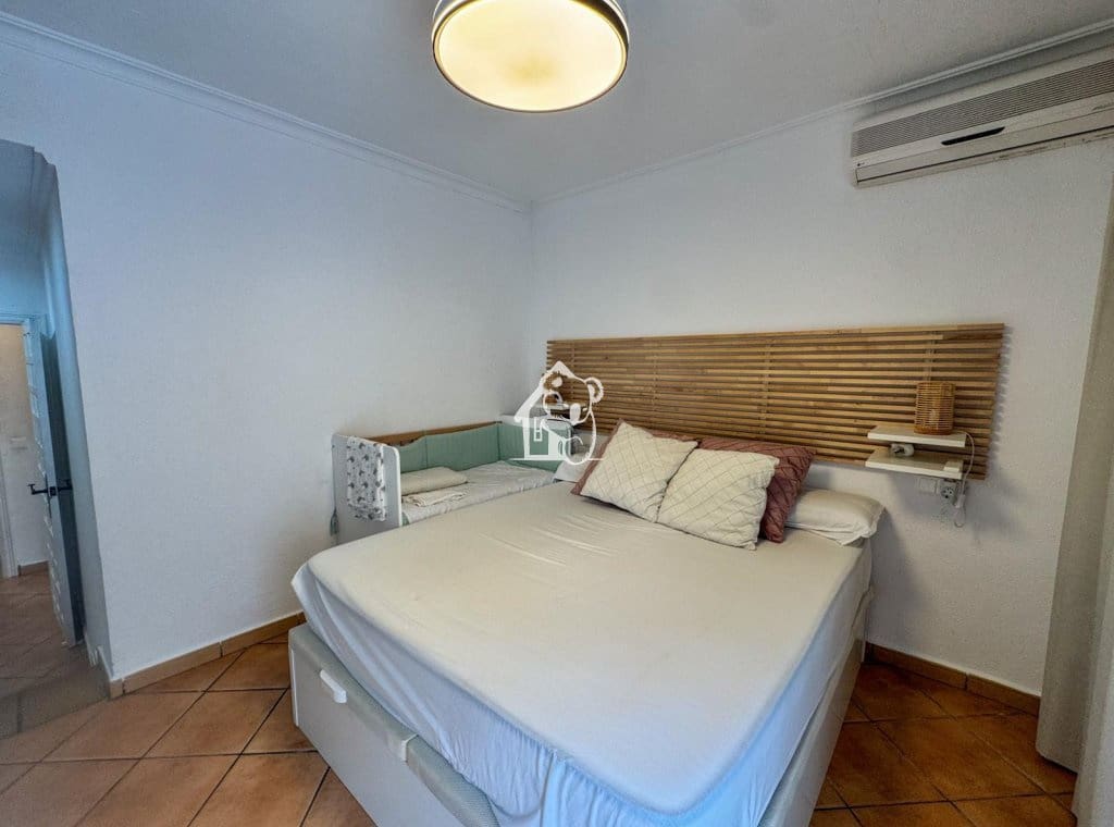 3 quarto Moradia para arrendar em La Marina com piscina garagem - 1 500 € (Ref: 10138962)