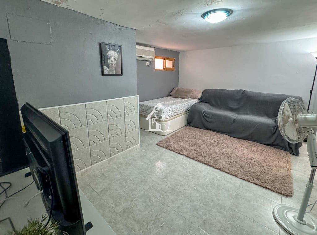 3 quarto Moradia para arrendar em La Marina com piscina garagem - 1 500 € (Ref: 10138962)