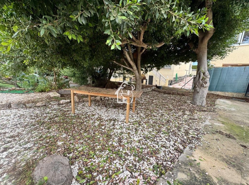 3 quarto Moradia para arrendar em La Marina com piscina garagem - 1 500 € (Ref: 10138962)