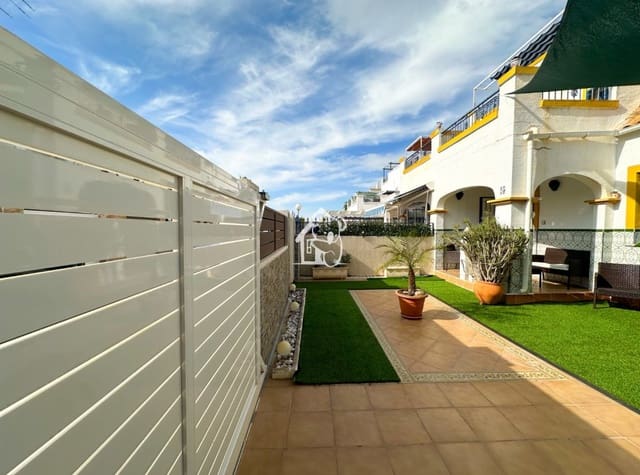 3 camera da letto Villa da affittare in El Chaparral - La Siesta - La Torreta, Torrevieja con piscina garage - 1.400 € (Rif: 10145621)