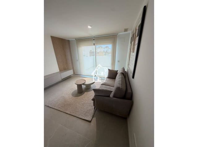 3 soverom Hus til salgs i Pilar de la Horadada ciudad, Pilar de la Horadada med svømmebasseng - € 485 900 (Ref: 10145622)