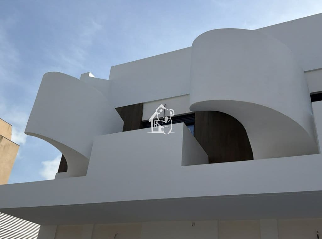 2 bedroom Townhouse for sale in Pilar de la Horadada with pool - € 314,900 (Ref: 10145623)