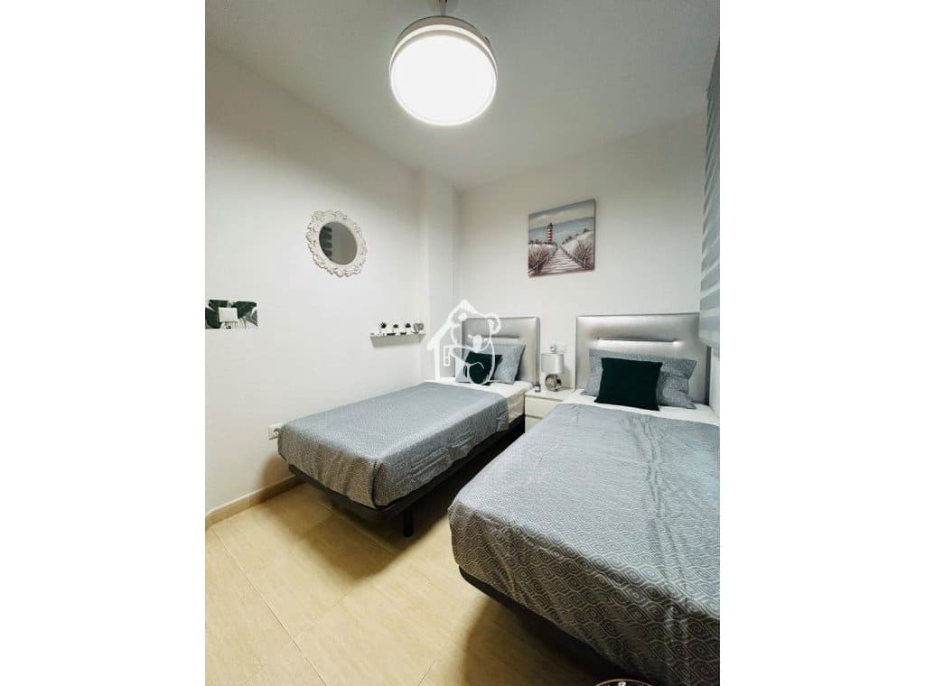 3 sypialnia Apartament przy plaży na sprzedaż w Torrevieja - 249 000 € (Ref: 10154481)