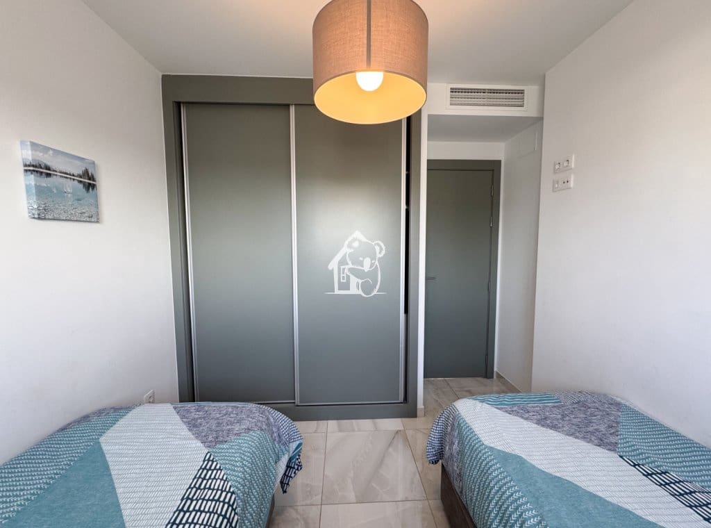 2 sovrum Takvåning att hyra i Playa Flamenca med pool garage - 1 700 € (Ref: 10157074)