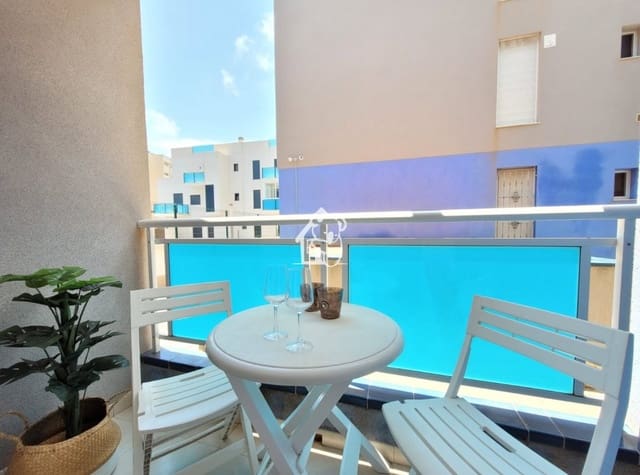 2 sovrum Lägenhet att hyra i Avenida Habaneras - Curva de Palangre, Torrevieja med pool - 850 € (Ref: 10157075)